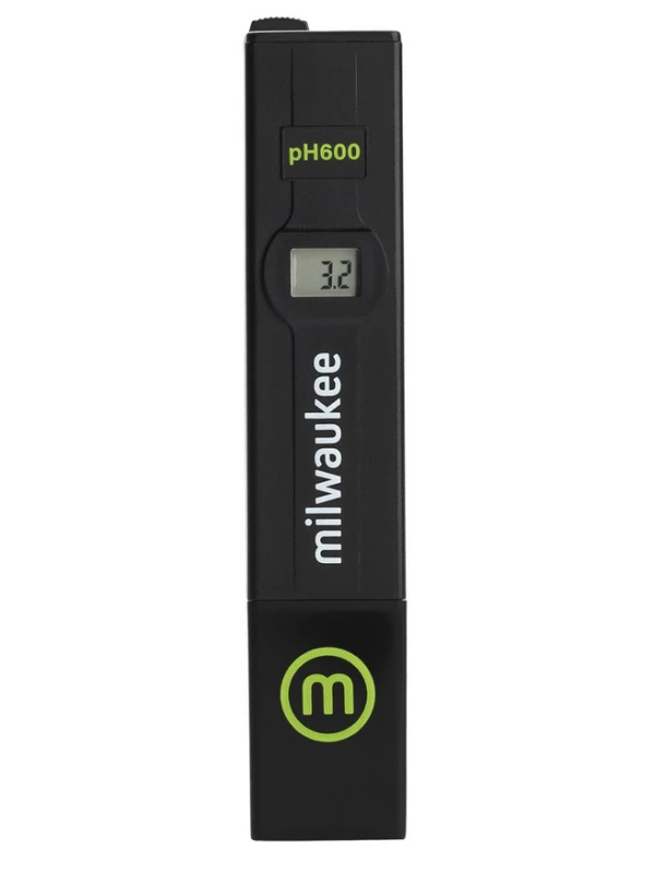 Milwaukee pH 600 pH meter